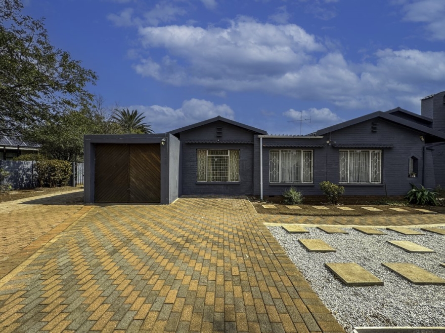 3 Bedroom Property for Sale in Croydon Gauteng