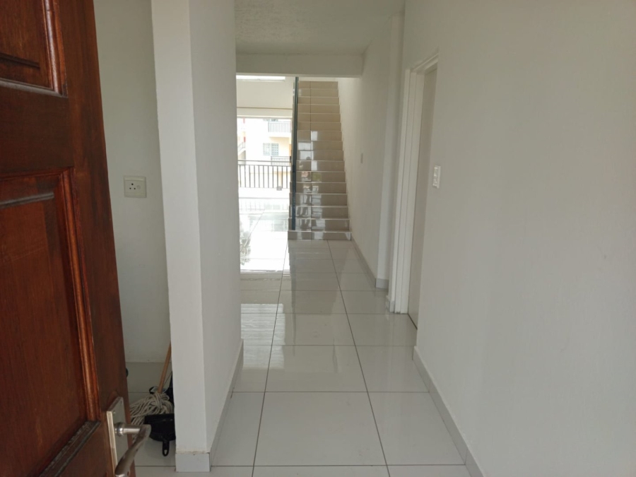 To Let 4 Bedroom Property for Rent in Halfway Gardens Gauteng