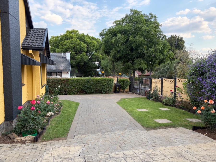 To Let 4 Bedroom Property for Rent in Eastleigh Gauteng
