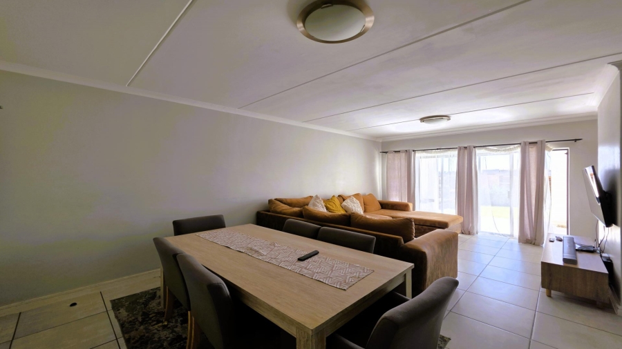 3 Bedroom Property for Sale in Willow Park Manor Gauteng