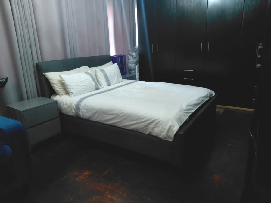 6 Bedroom Property for Sale in Mondeor Gauteng