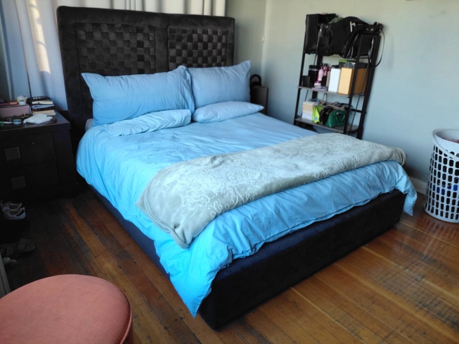 6 Bedroom Property for Sale in Mondeor Gauteng