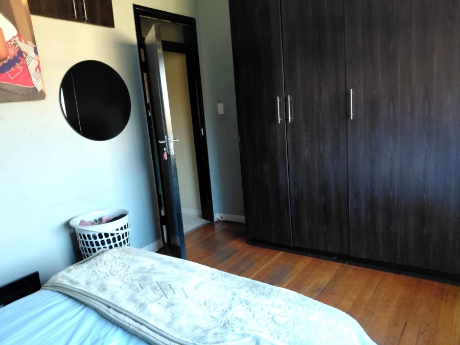6 Bedroom Property for Sale in Mondeor Gauteng