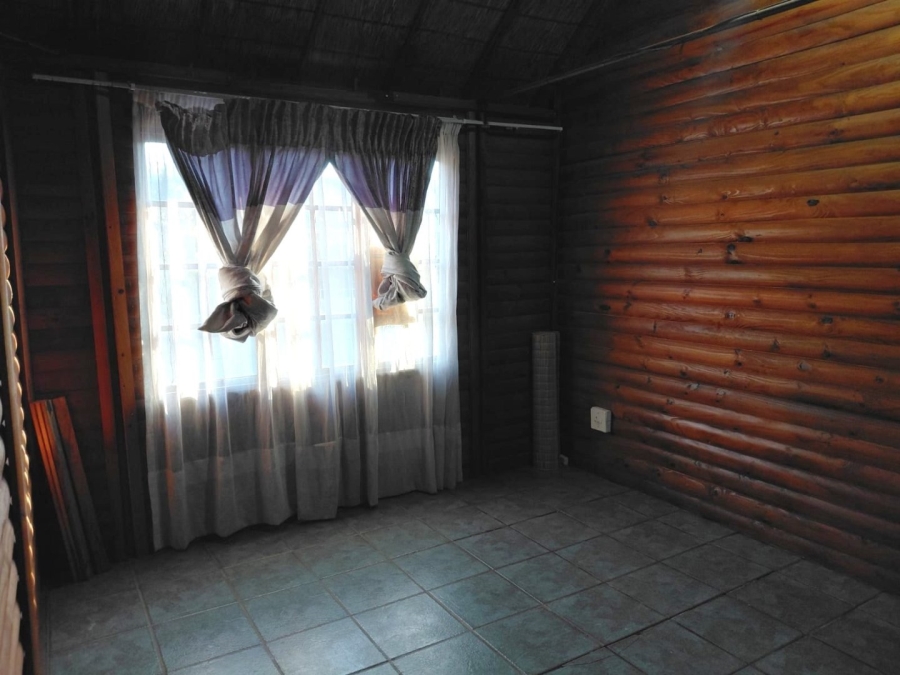 6 Bedroom Property for Sale in Mondeor Gauteng