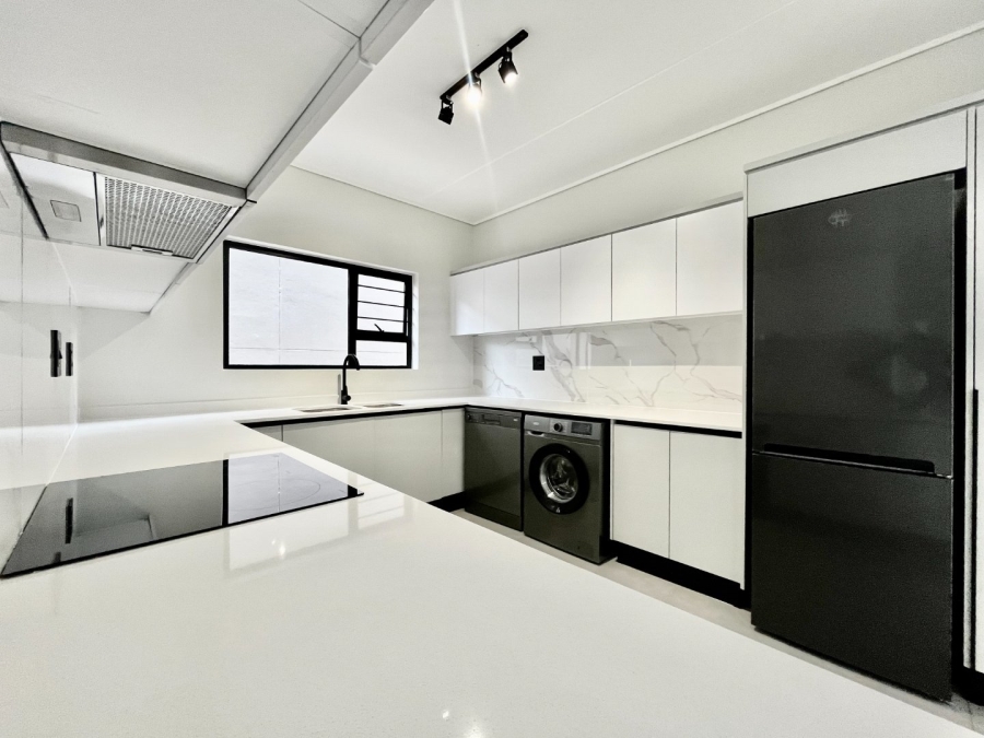 To Let 3 Bedroom Property for Rent in Waterfall Gauteng