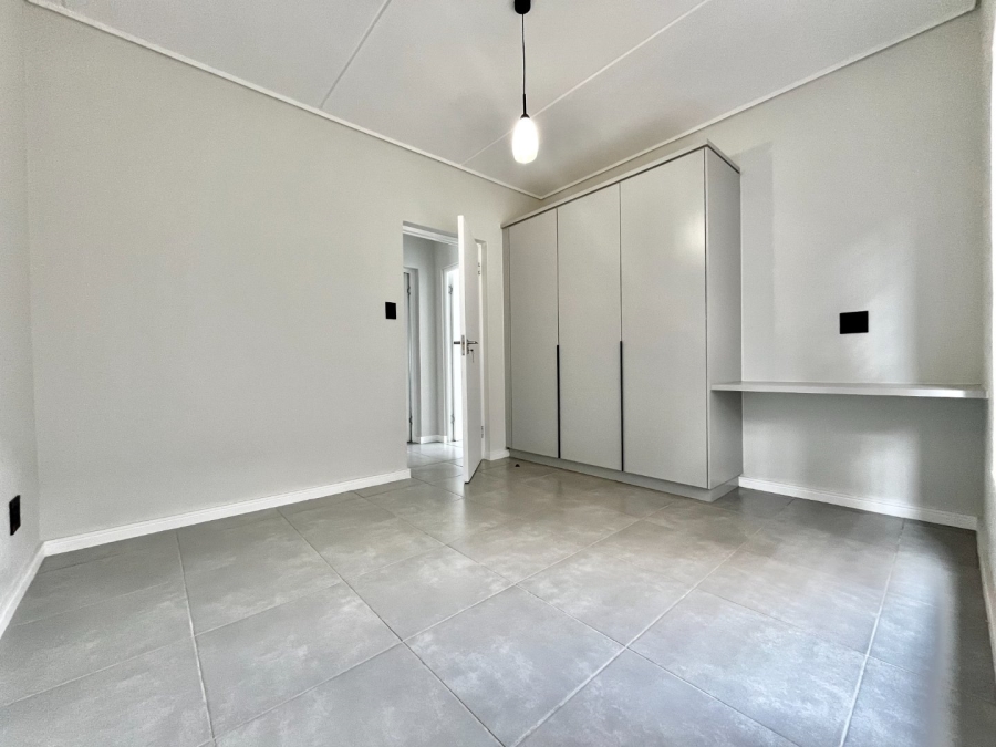 To Let 3 Bedroom Property for Rent in Waterfall Gauteng