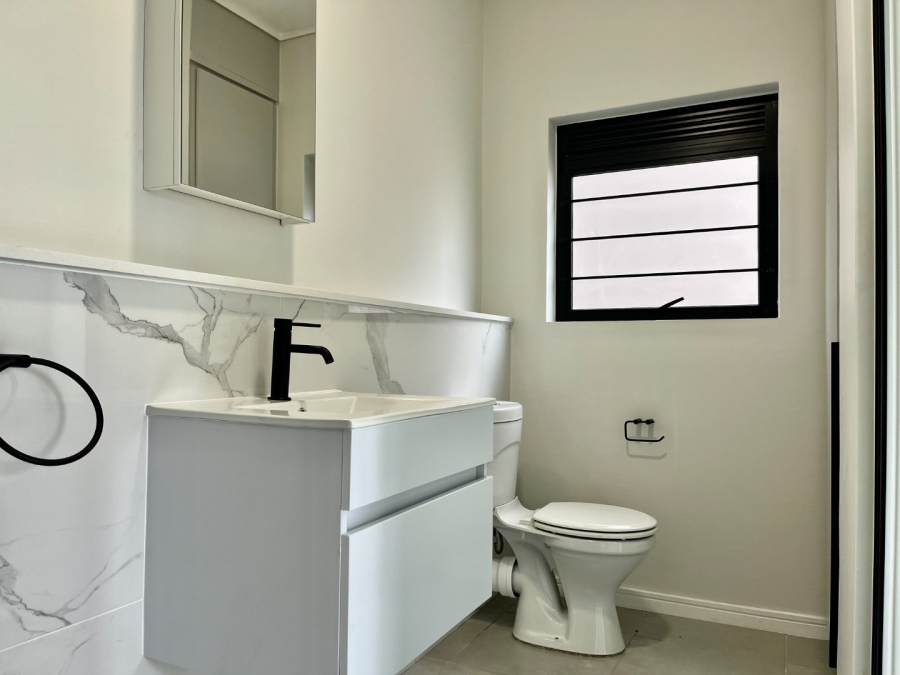 To Let 3 Bedroom Property for Rent in Waterfall Gauteng