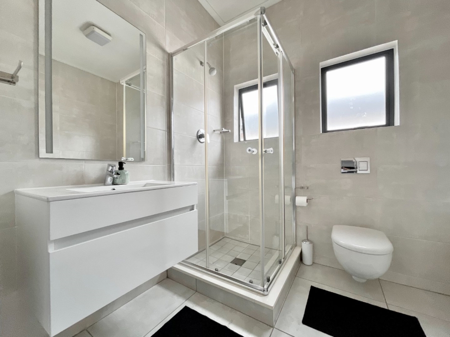 2 Bedroom Property for Sale in The Polofields Gauteng