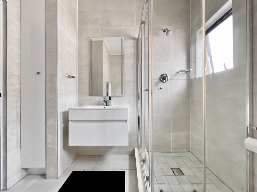 2 Bedroom Property for Sale in The Polofields Gauteng