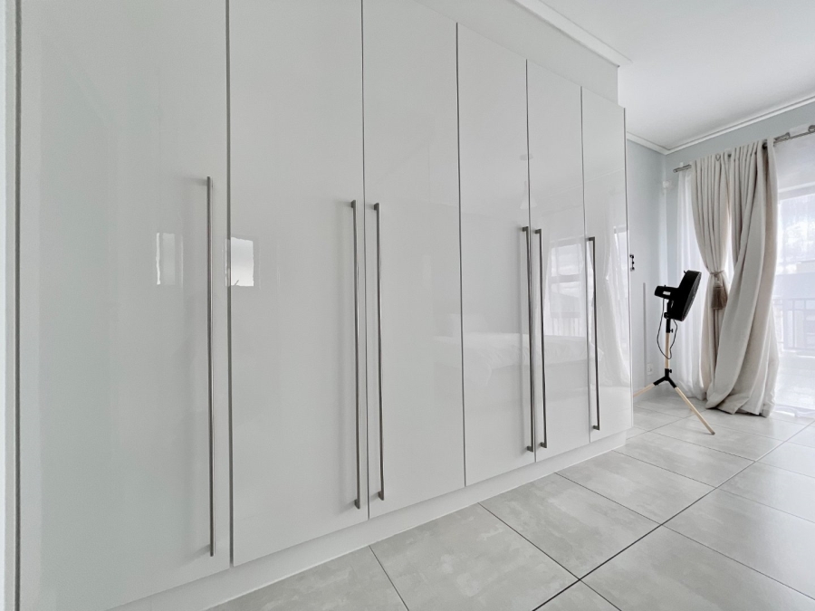 2 Bedroom Property for Sale in The Polofields Gauteng