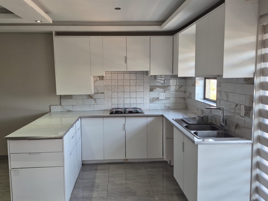 To Let 1 Bedroom Property for Rent in Kyalami Ah Gauteng