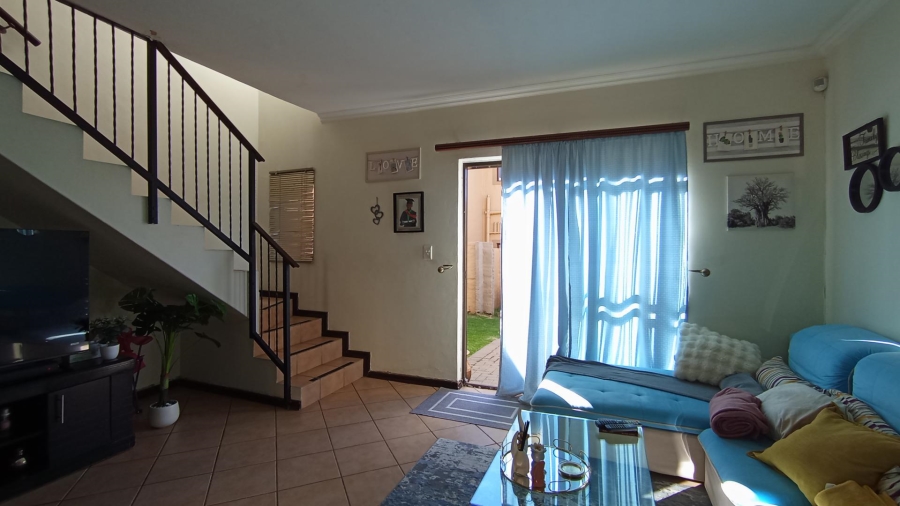 2 Bedroom Property for Sale in Carlswald Gauteng