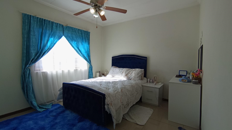 2 Bedroom Property for Sale in Carlswald Gauteng