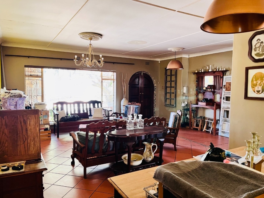 4 Bedroom Property for Sale in Allen Grove Gauteng
