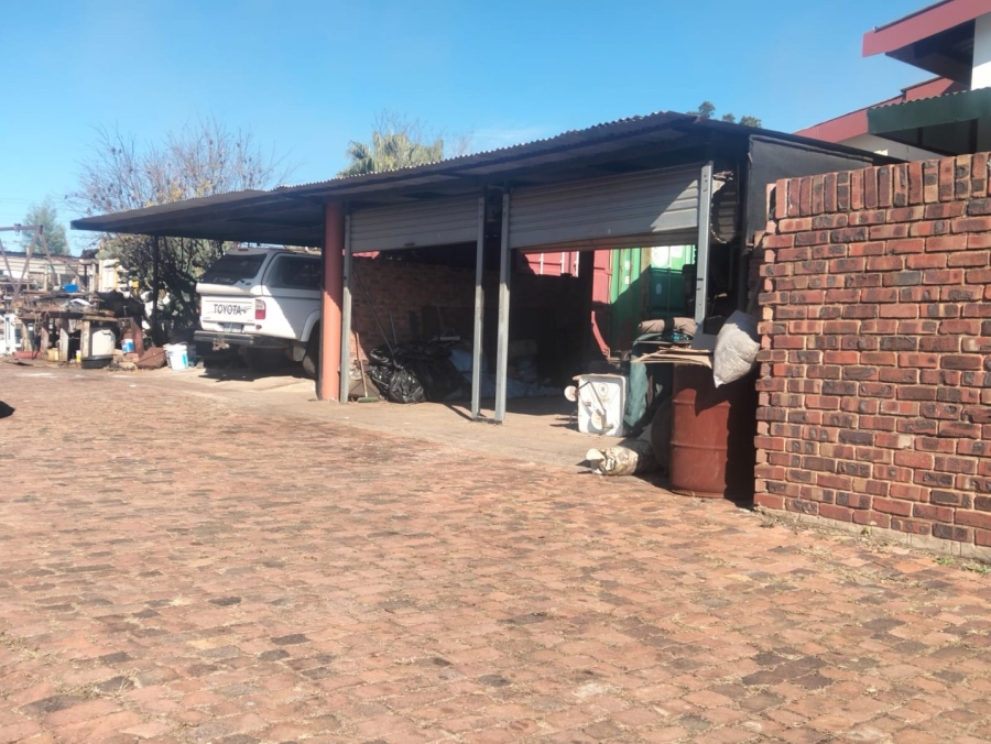 Commercial Property for Sale in Monavoni A H Gauteng
