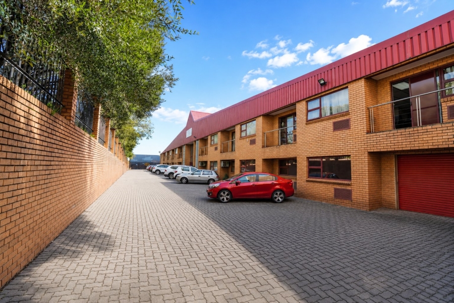 To Let Commercial Property for Rent in Laser Park Gauteng