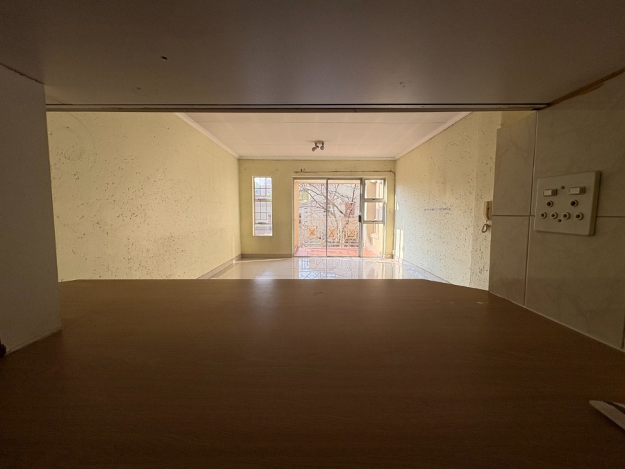 2 Bedroom Property for Sale in Rembrandt Park Gauteng