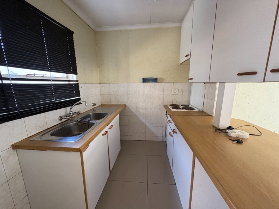 2 Bedroom Property for Sale in Rembrandt Park Gauteng