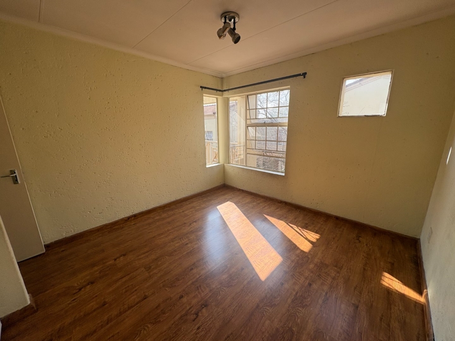 2 Bedroom Property for Sale in Rembrandt Park Gauteng