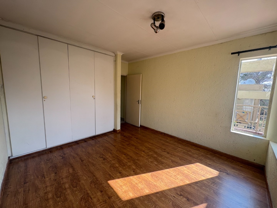 2 Bedroom Property for Sale in Rembrandt Park Gauteng