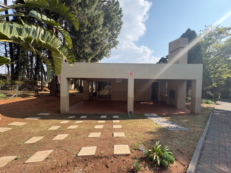 2 Bedroom Property for Sale in Rembrandt Park Gauteng
