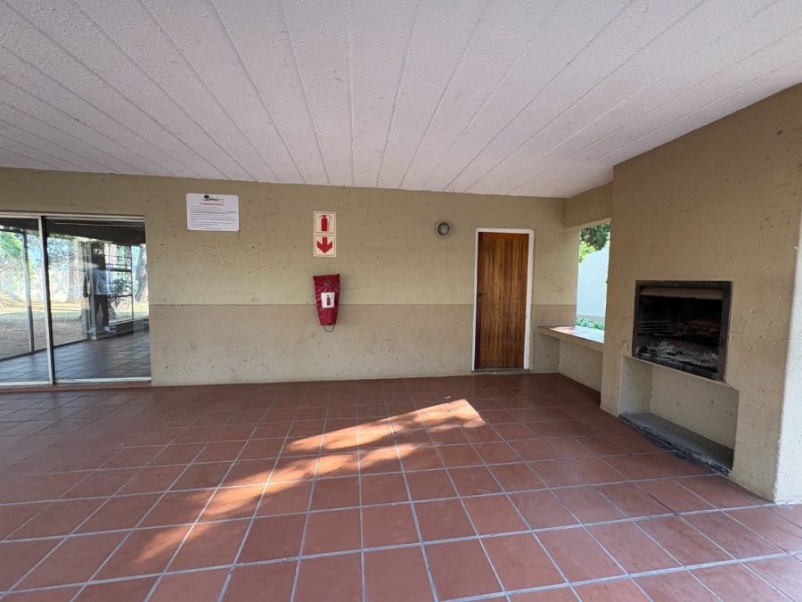 2 Bedroom Property for Sale in Rembrandt Park Gauteng