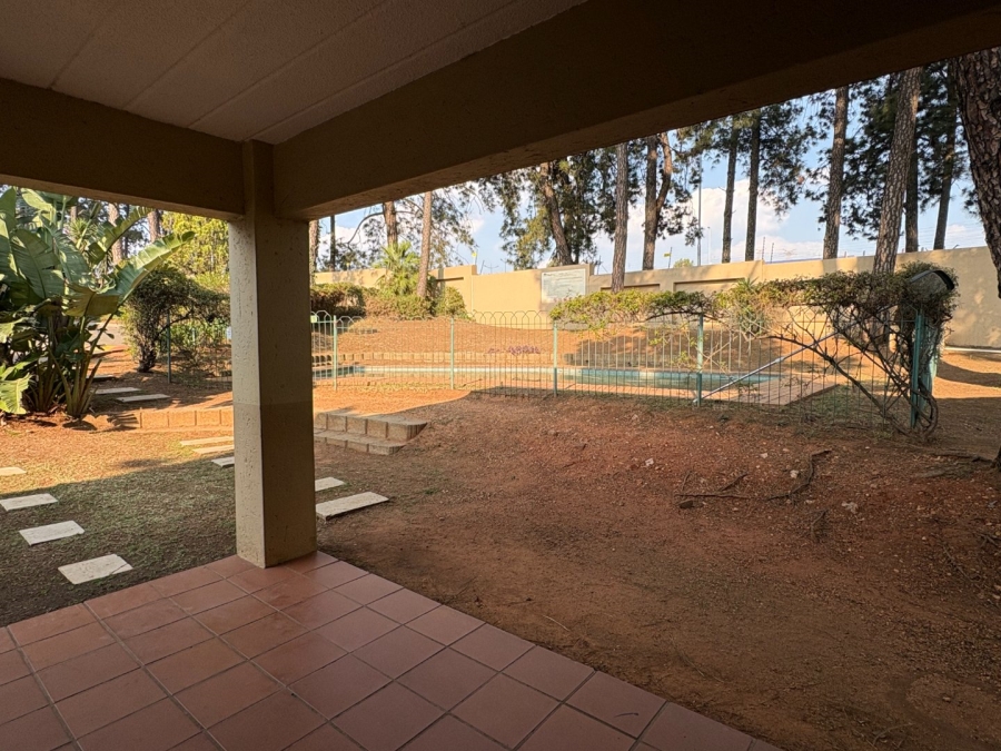 2 Bedroom Property for Sale in Rembrandt Park Gauteng