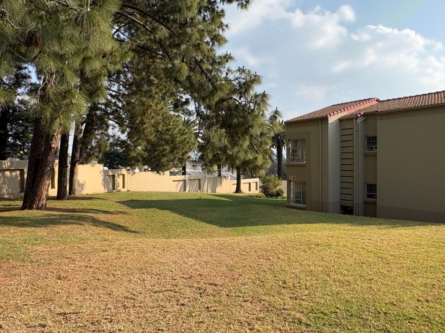 2 Bedroom Property for Sale in Rembrandt Park Gauteng