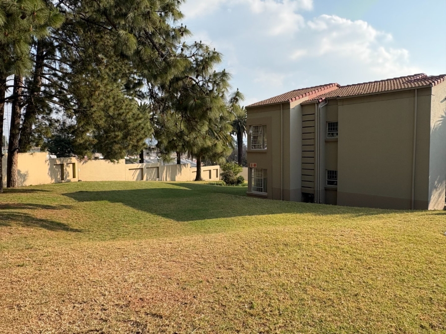 2 Bedroom Property for Sale in Rembrandt Park Gauteng