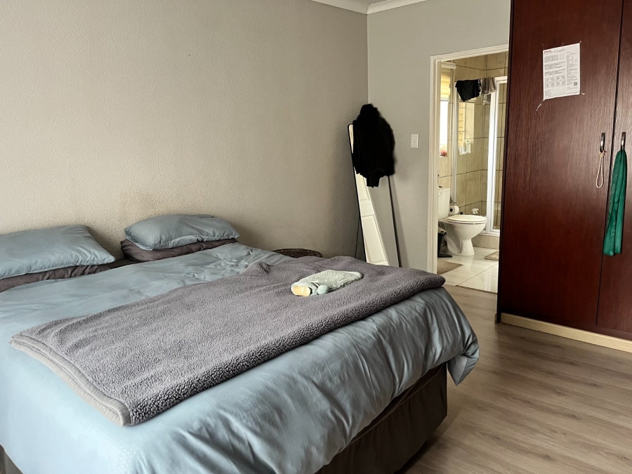 3 Bedroom Property for Sale in Vanderbijlpark SW 5 Gauteng