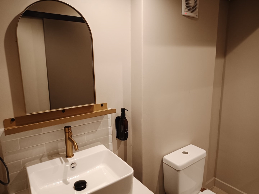 2 Bedroom Property for Sale in Sandton Central Gauteng