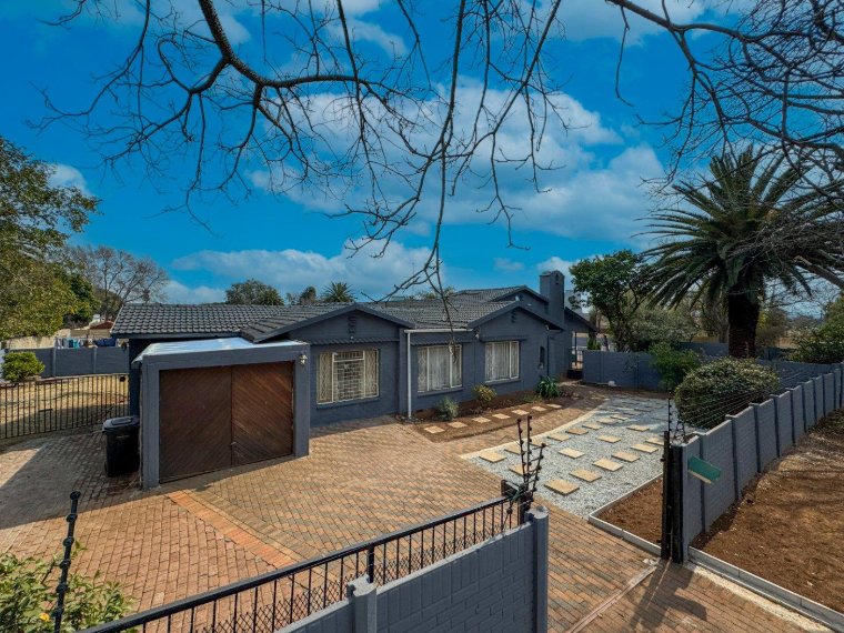 3 Bedroom Property for Sale in Croydon Gauteng