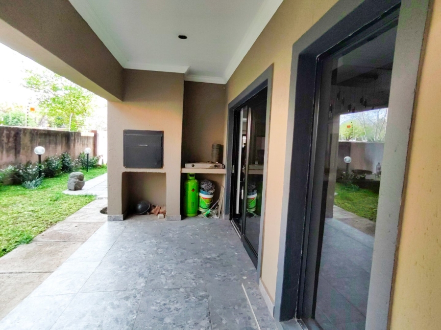 7 Bedroom Property for Sale in Pretoria North Gauteng