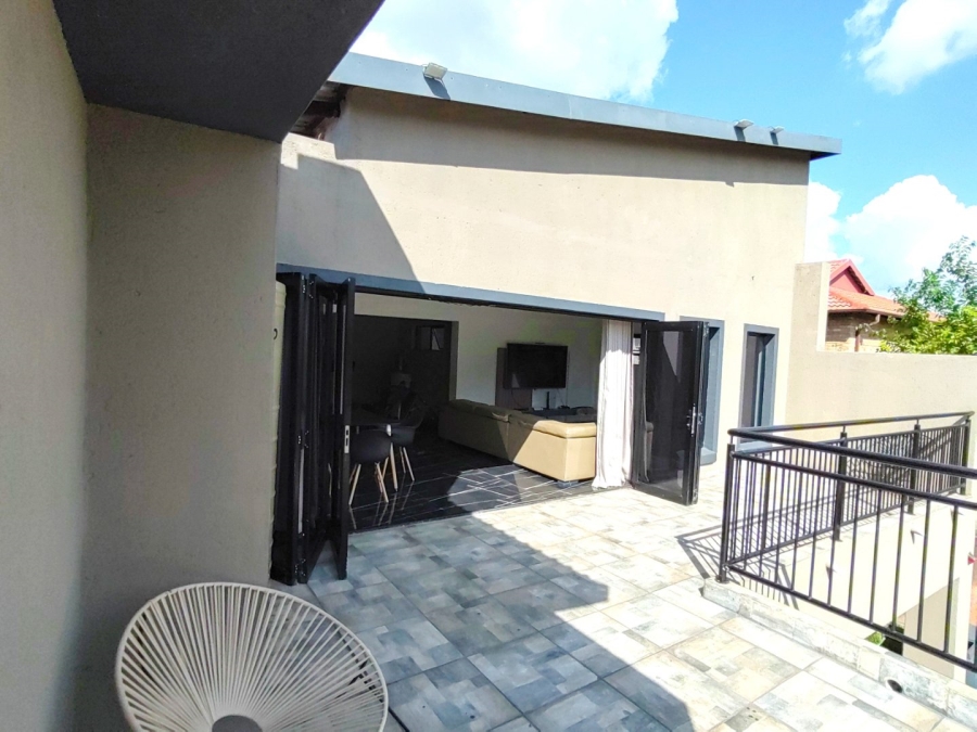7 Bedroom Property for Sale in Pretoria North Gauteng
