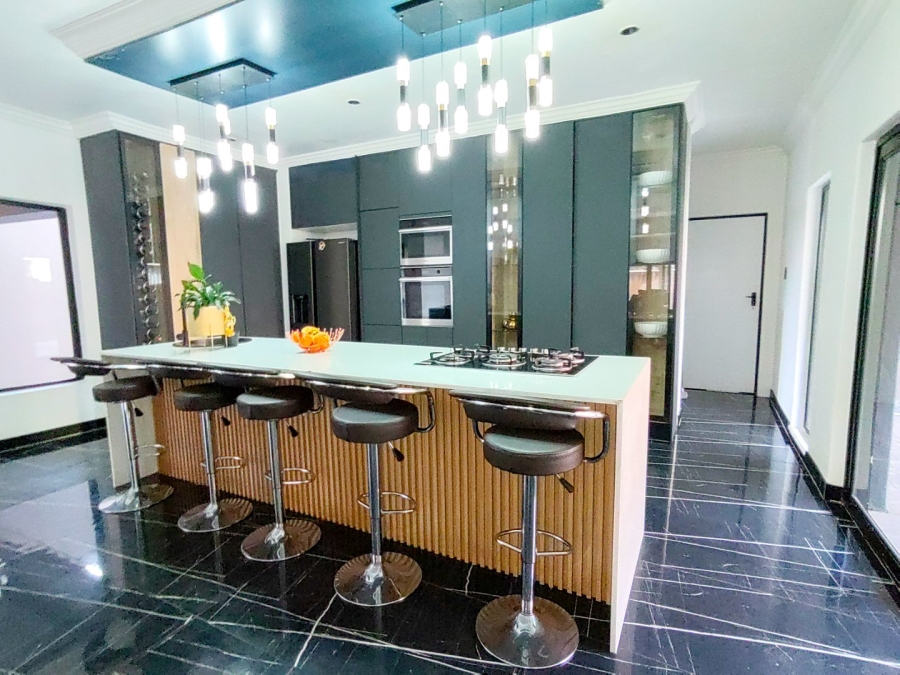 7 Bedroom Property for Sale in Pretoria North Gauteng