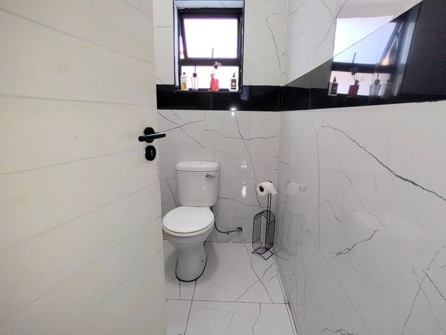 7 Bedroom Property for Sale in Pretoria North Gauteng