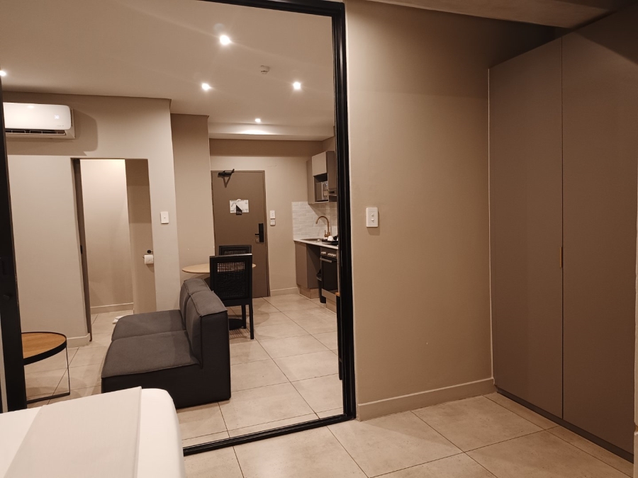 1 Bedroom Property for Sale in Sandton Central Gauteng