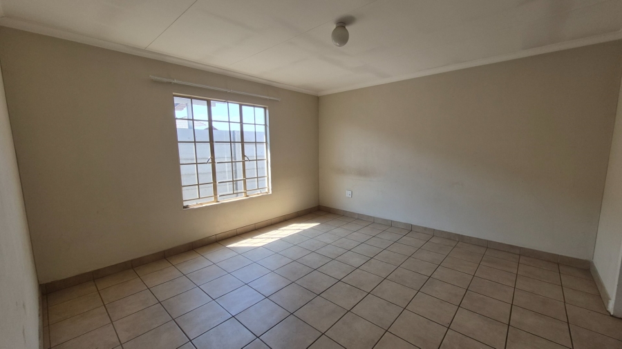 3 Bedroom Property for Sale in Sky City Gauteng