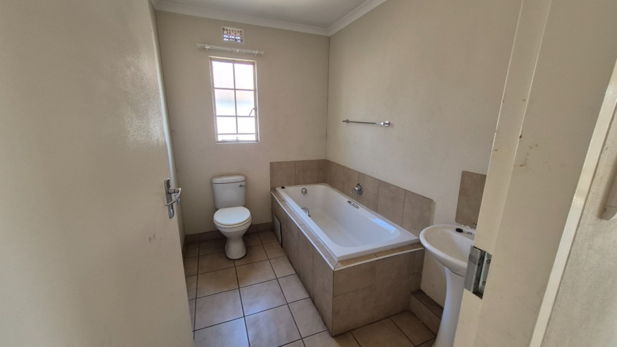 3 Bedroom Property for Sale in Sky City Gauteng