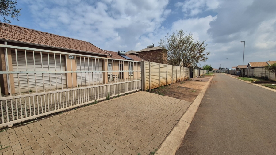 3 Bedroom Property for Sale in Sky City Gauteng