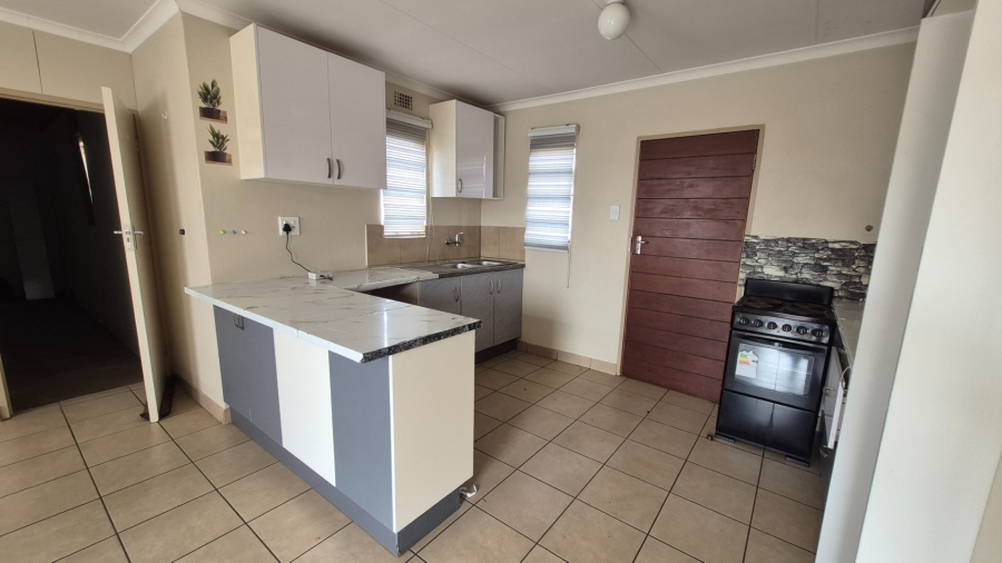 3 Bedroom Property for Sale in Sky City Gauteng