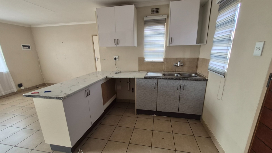 3 Bedroom Property for Sale in Sky City Gauteng