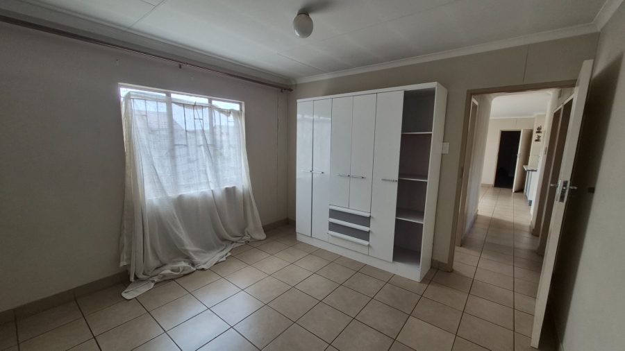 3 Bedroom Property for Sale in Sky City Gauteng