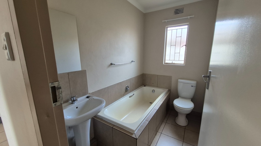 3 Bedroom Property for Sale in Sky City Gauteng