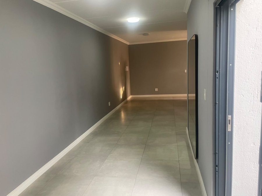 To Let 3 Bedroom Property for Rent in Glen Austin Gauteng