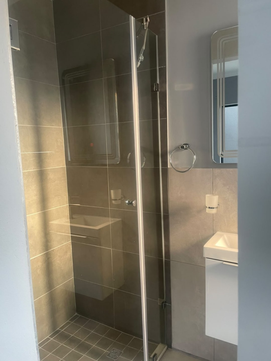 To Let 3 Bedroom Property for Rent in Glen Austin Gauteng