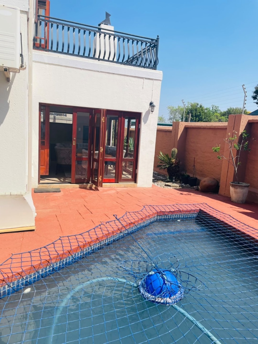 3 Bedroom Property for Sale in Boardwalk Villas Gauteng