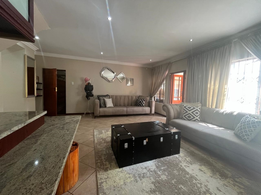 3 Bedroom Property for Sale in Boardwalk Villas Gauteng