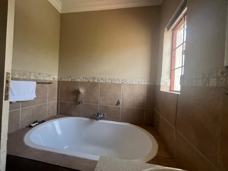 3 Bedroom Property for Sale in Boardwalk Villas Gauteng