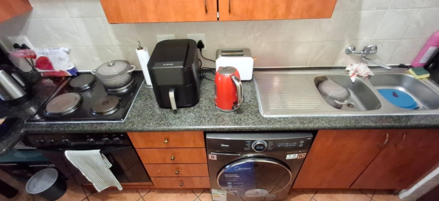 2 Bedroom Property for Sale in Montana Tuine Gauteng